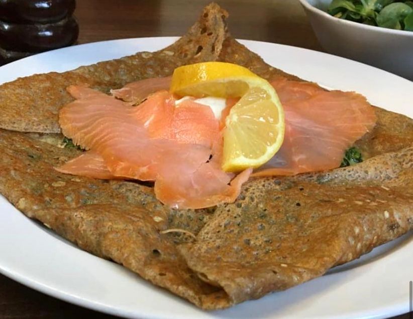 Buchweizencrêpe mit Räucherlachs